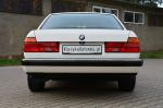 BMW 740i 1992 года (UK)